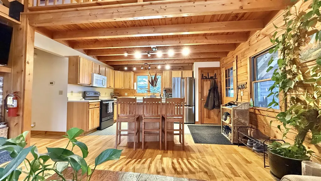 1207 Iron Gate Road Cambridge VT 05444