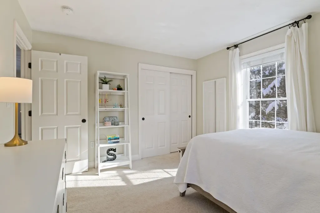 12 Runaway Road Newfields NH 03856