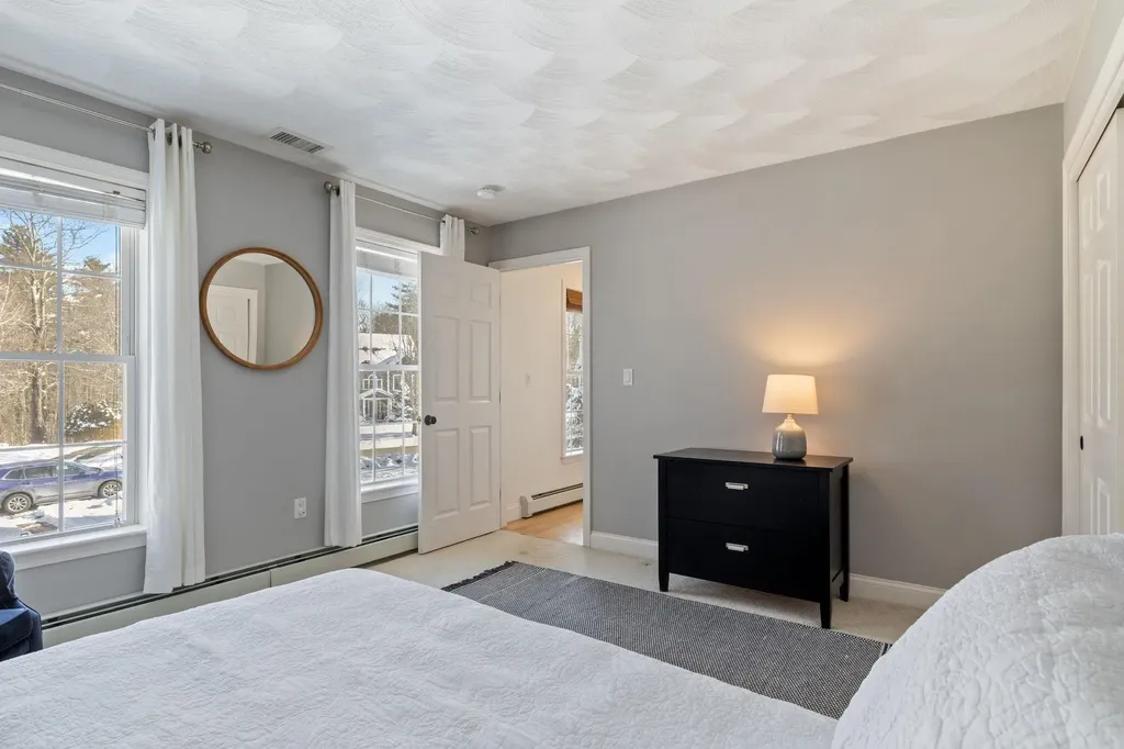 12 Runaway Road Newfields NH 03856