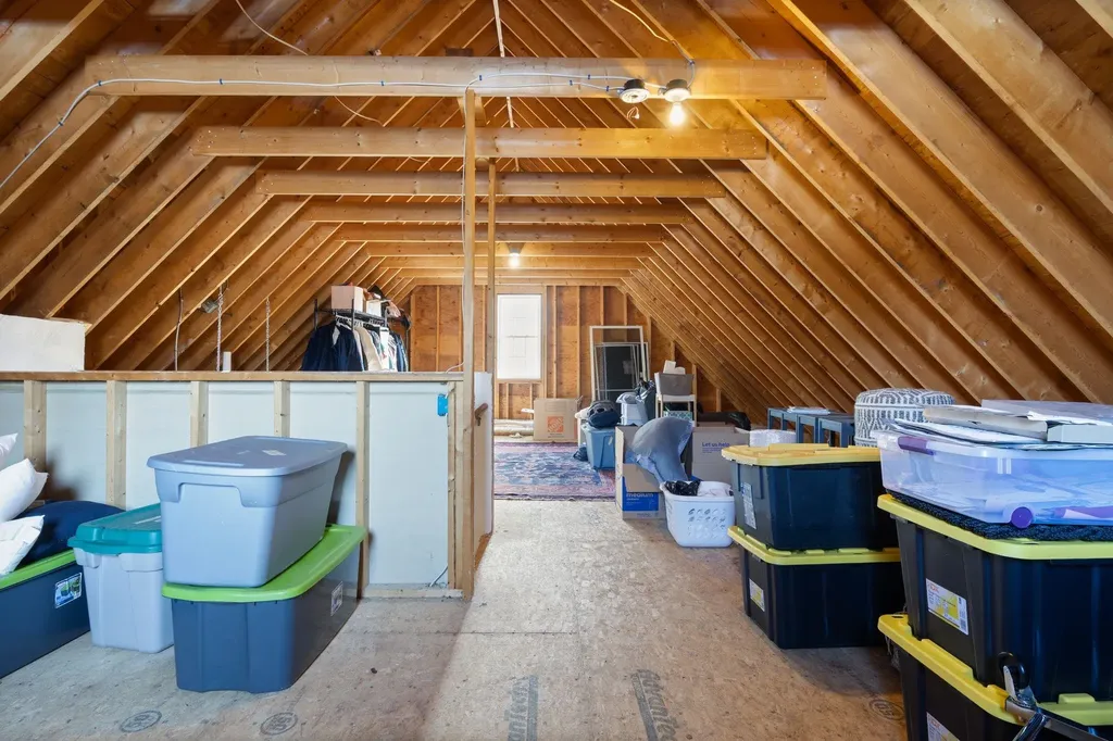 12 Runaway Road Newfields NH 03856