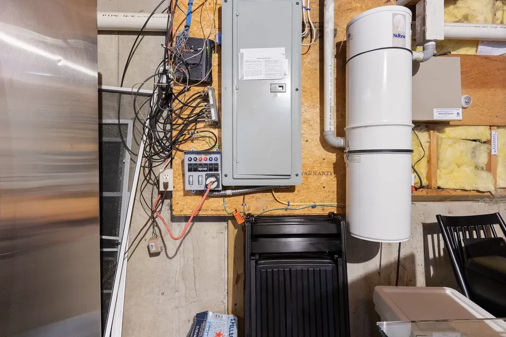 12 Runaway Road Newfields NH 03856