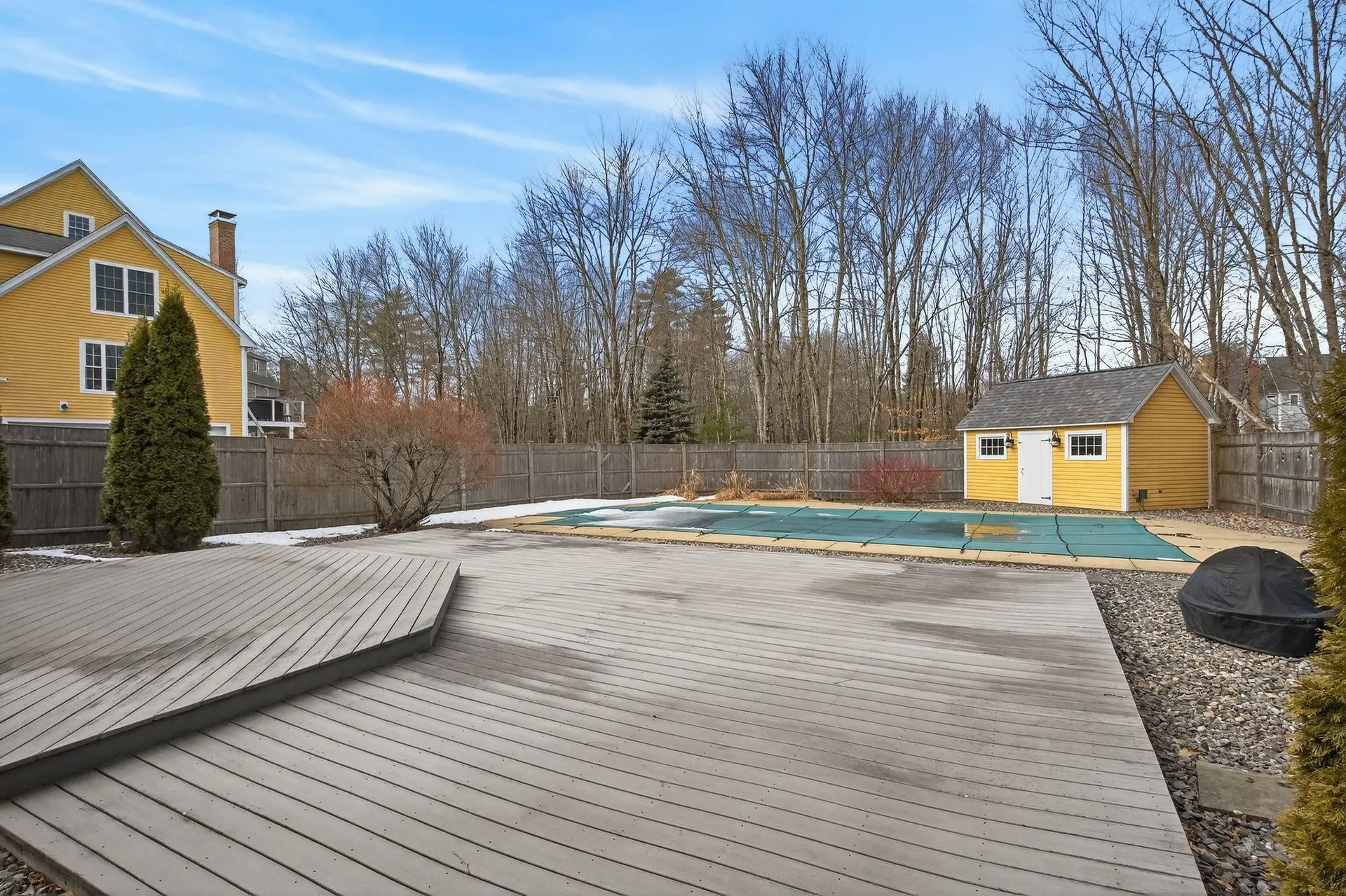 12 Runaway Road Newfields NH 03856