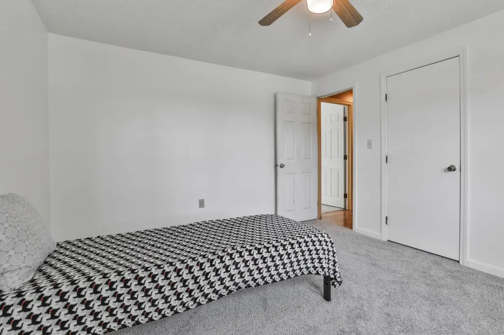 102 Bypass 28 Derry NH 03038