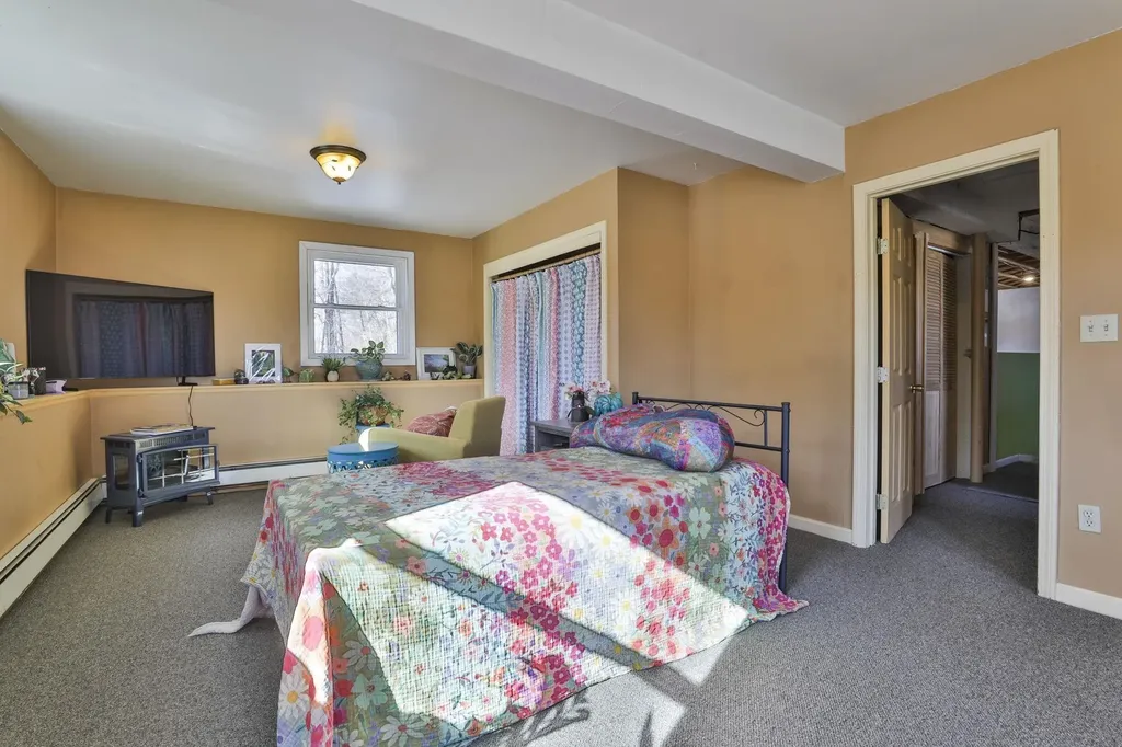 102 Bypass 28 Derry NH 03038