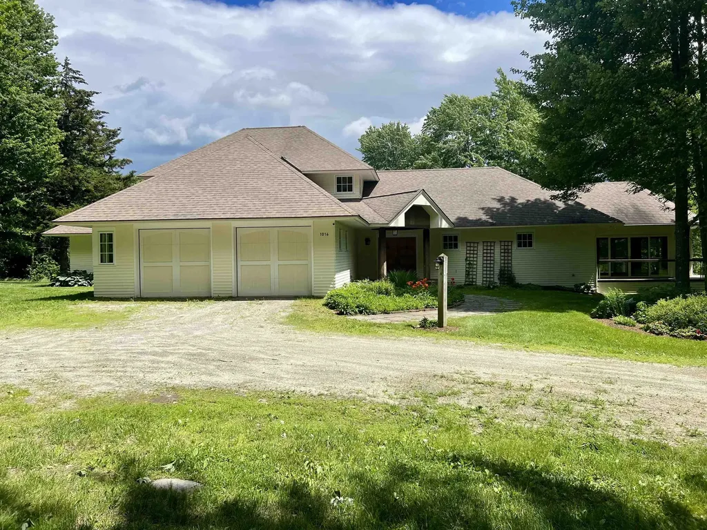 1016 Kew Vasseur Road Fayston VT 05660