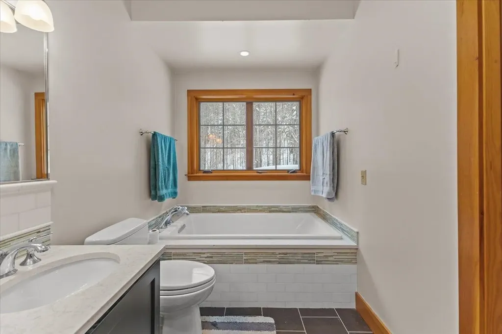 1016 Kew Vasseur Road Fayston VT 05660