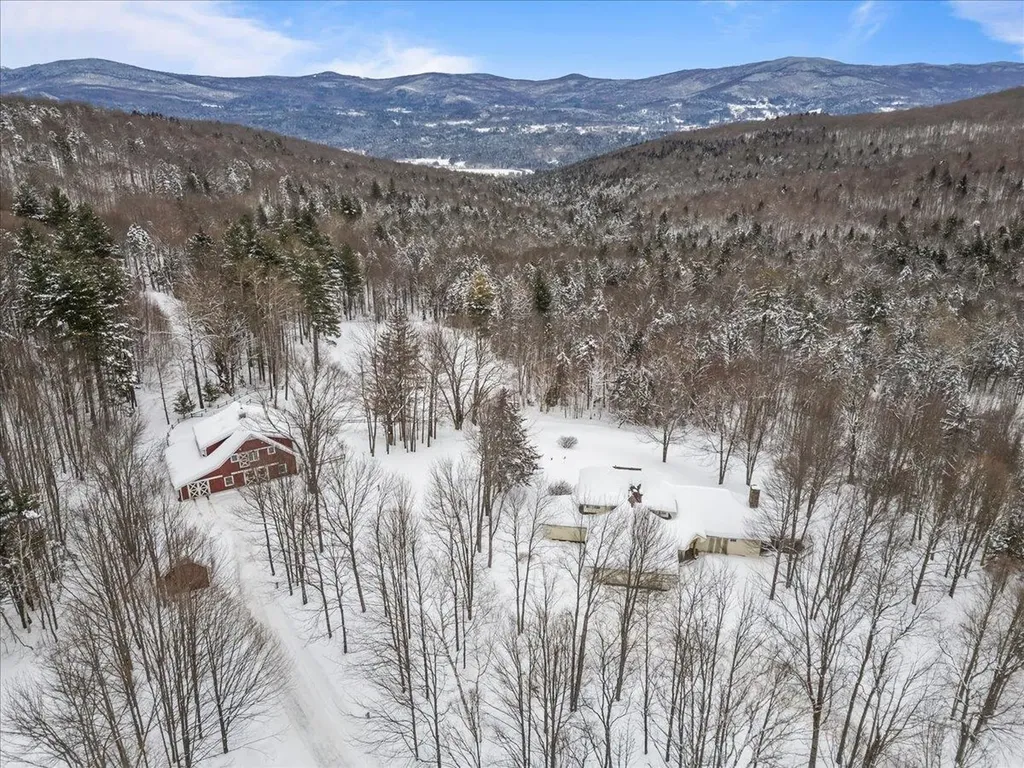 1016 Kew Vasseur Road Fayston VT 05660