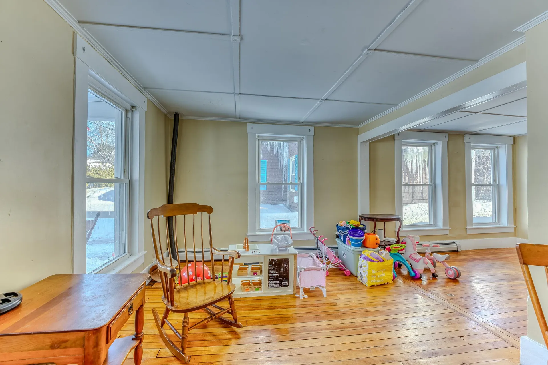 23-25 Bunker Hill Street Lancaster NH 03584
