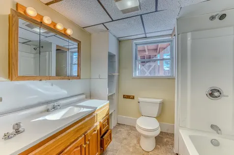 23-25 Bunker Hill Street Lancaster NH 03584