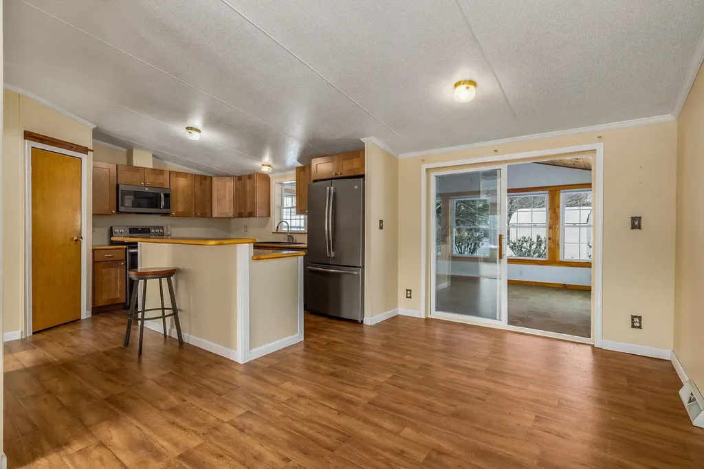 45 Oak Drive North Hampton NH 03862