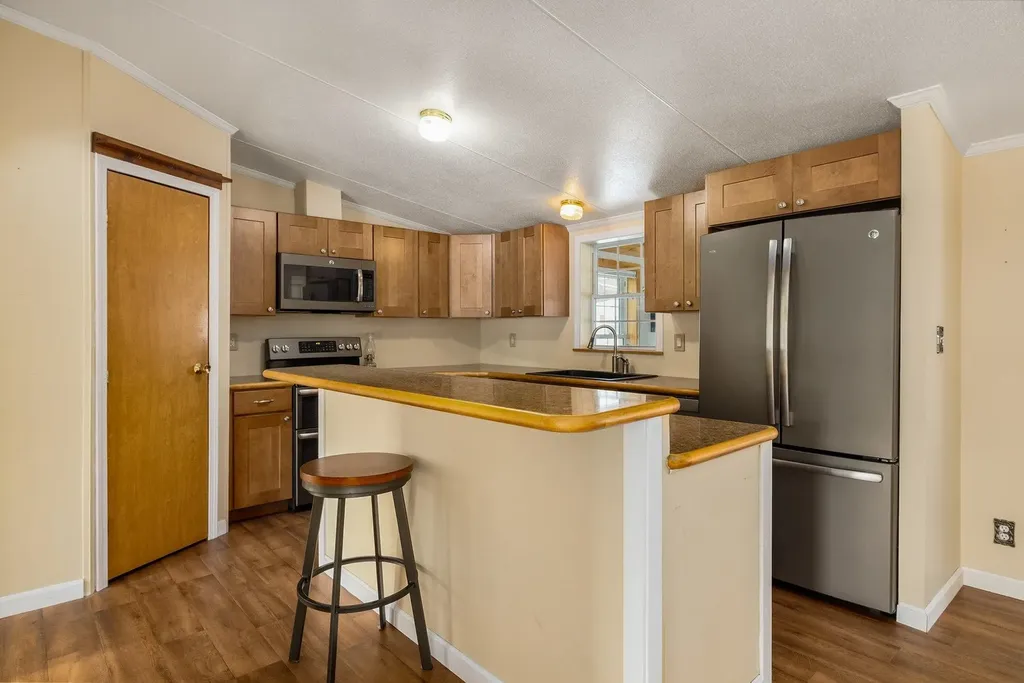 45 Oak Drive North Hampton NH 03862