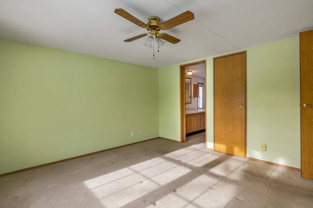 45 Oak Drive North Hampton NH 03862