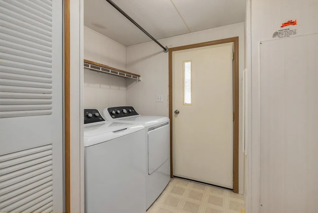 45 Oak Drive North Hampton NH 03862