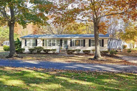 45 Oak Drive North Hampton NH 03862