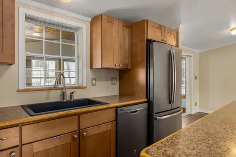 45 Oak Drive North Hampton NH 03862