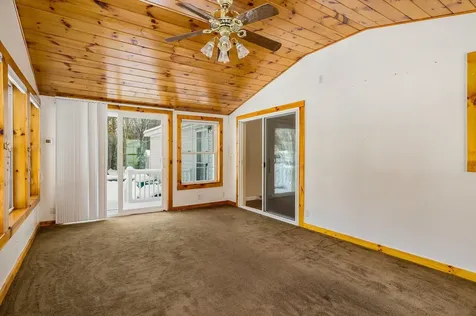 45 Oak Drive North Hampton NH 03862