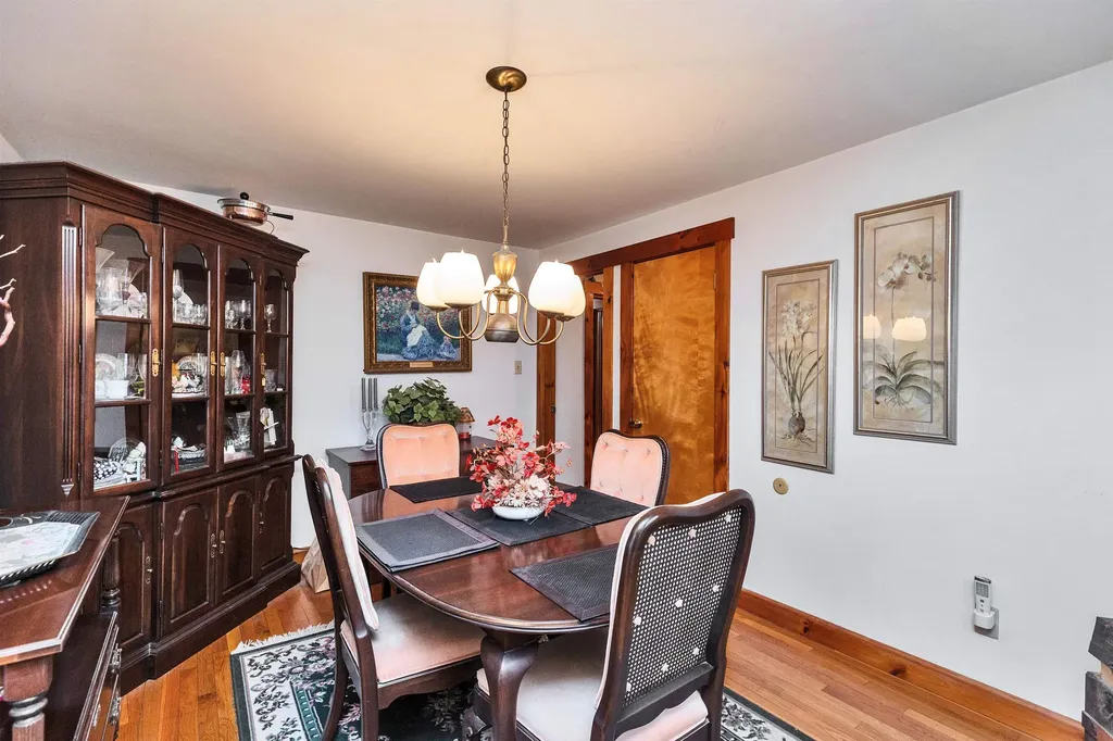 54 West Street Swanzey NH 03446