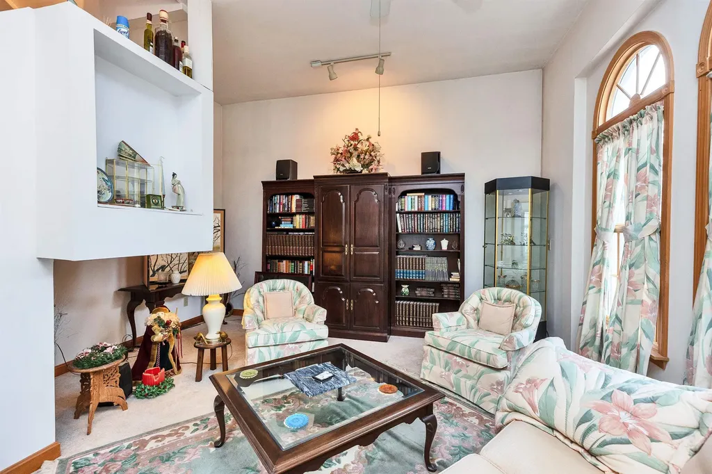 54 West Street Swanzey NH 03446
