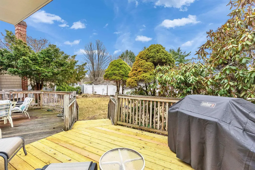 54 West Street Swanzey NH 03446