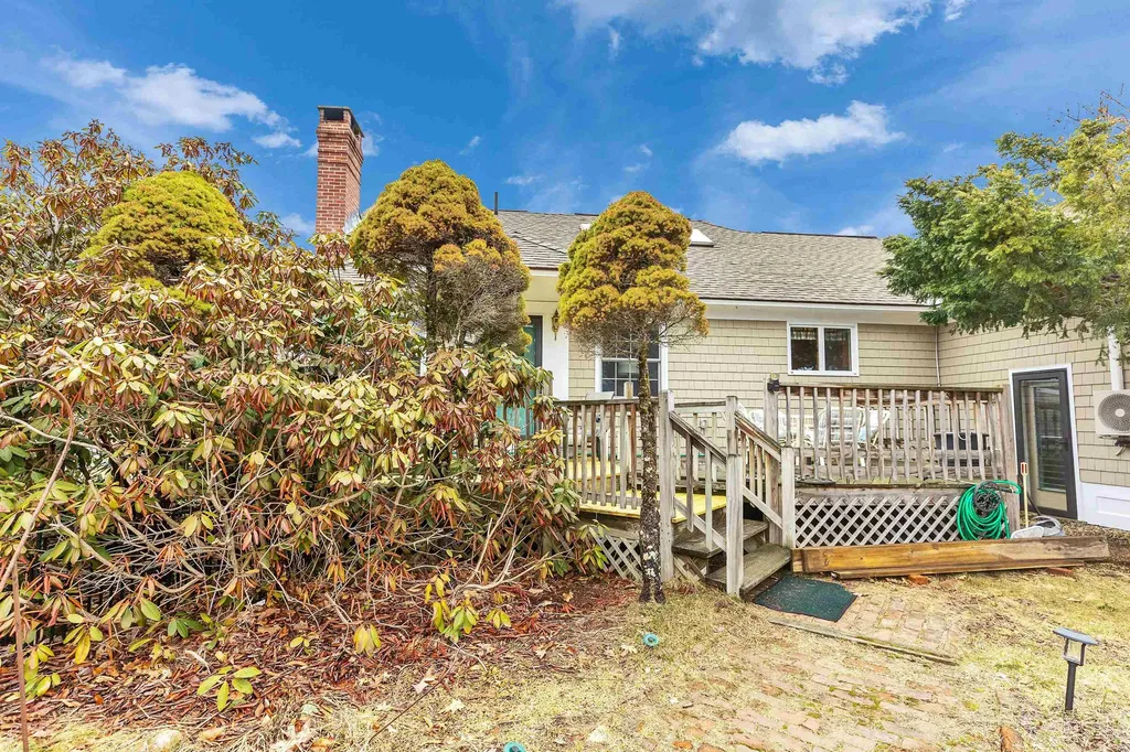 54 West Street Swanzey NH 03446