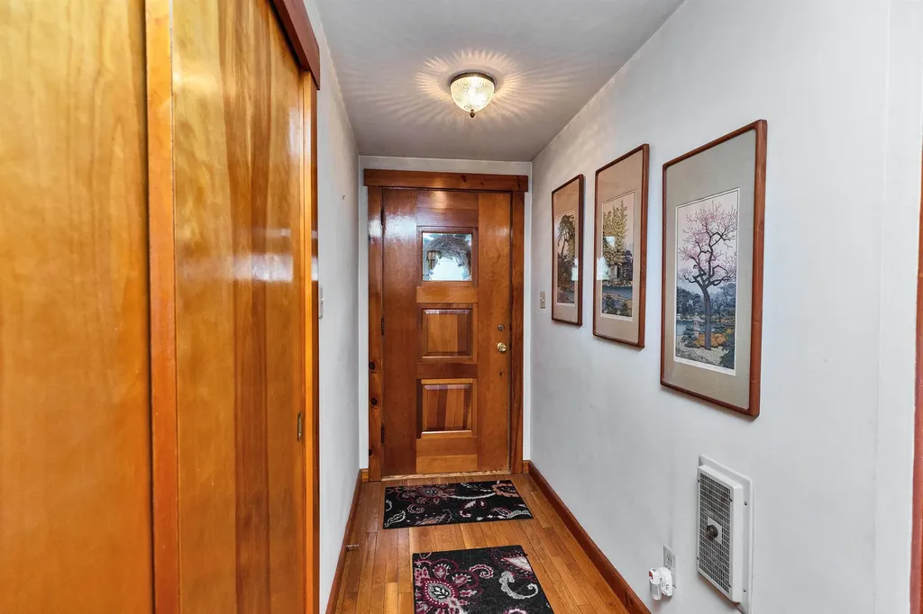 54 West Street Swanzey NH 03446