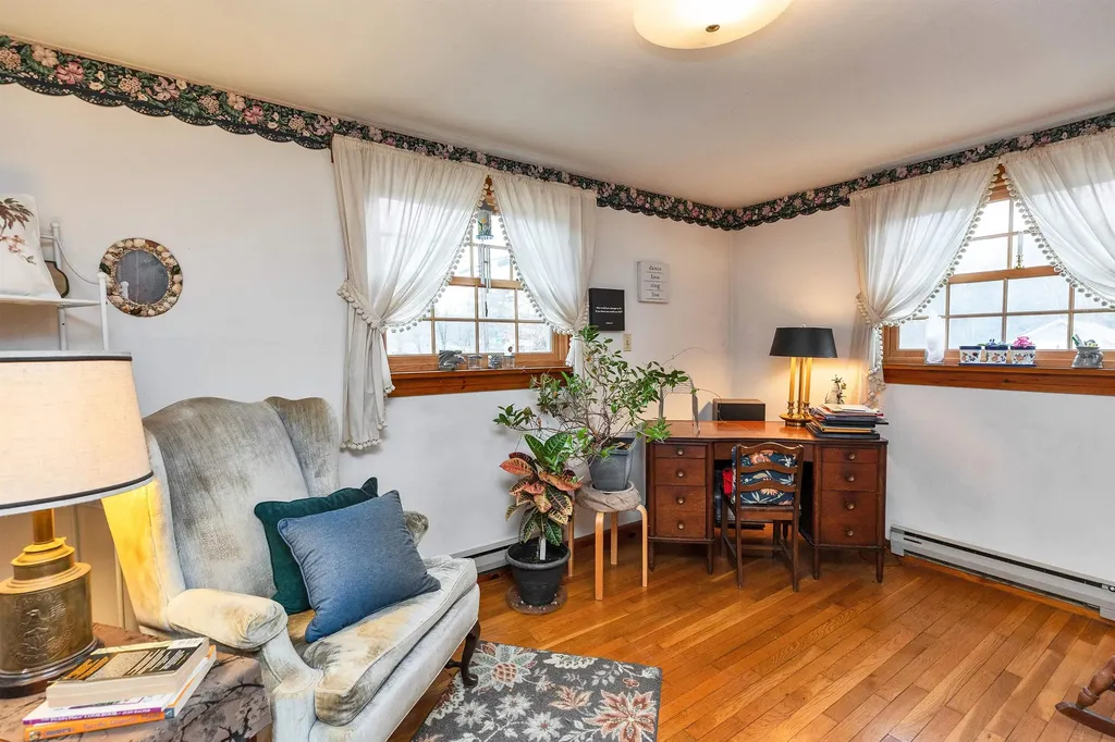 54 West Street Swanzey NH 03446