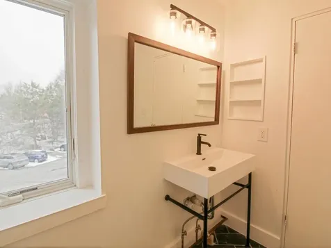 71 East Redrock Drive Burlington VT 05401