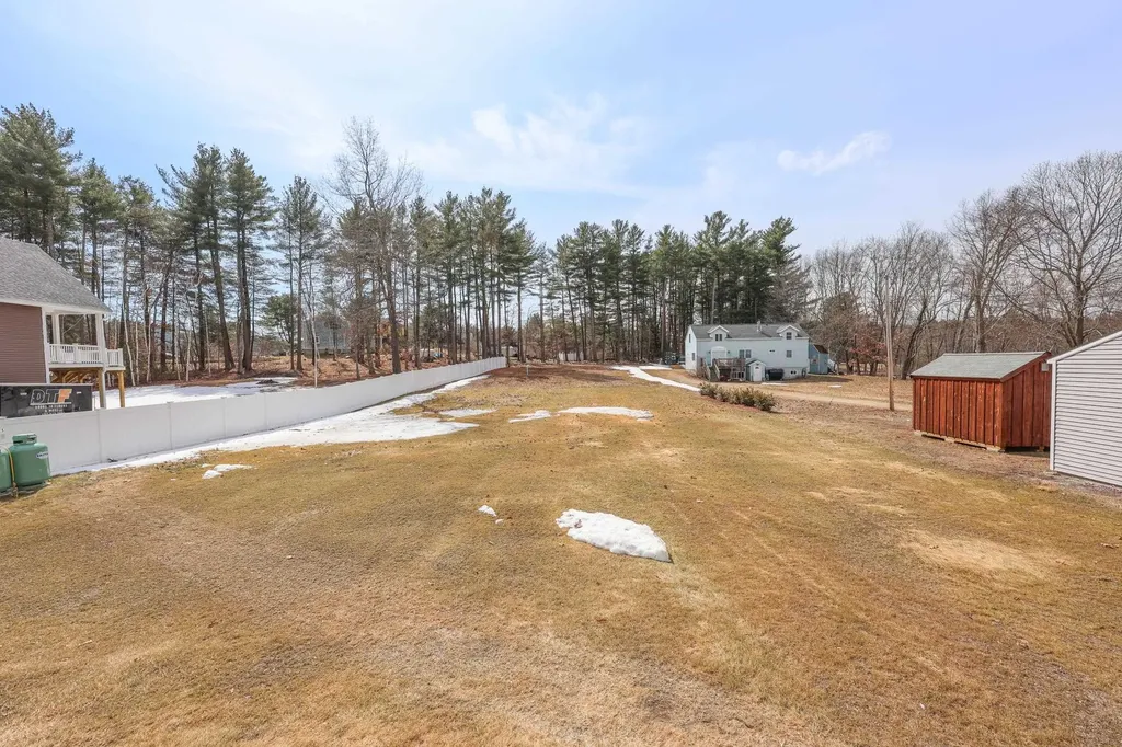 5 Gamache Road Derry NH 03038