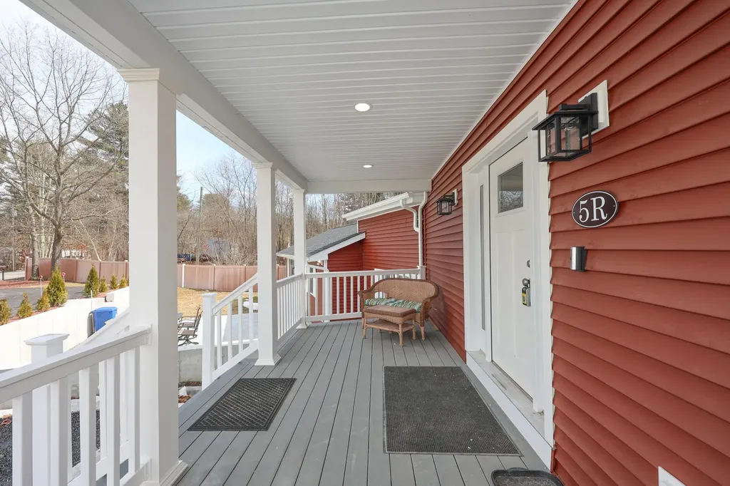 5 Gamache Road Derry NH 03038