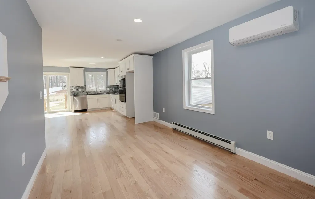 5 Gamache Road Derry NH 03038