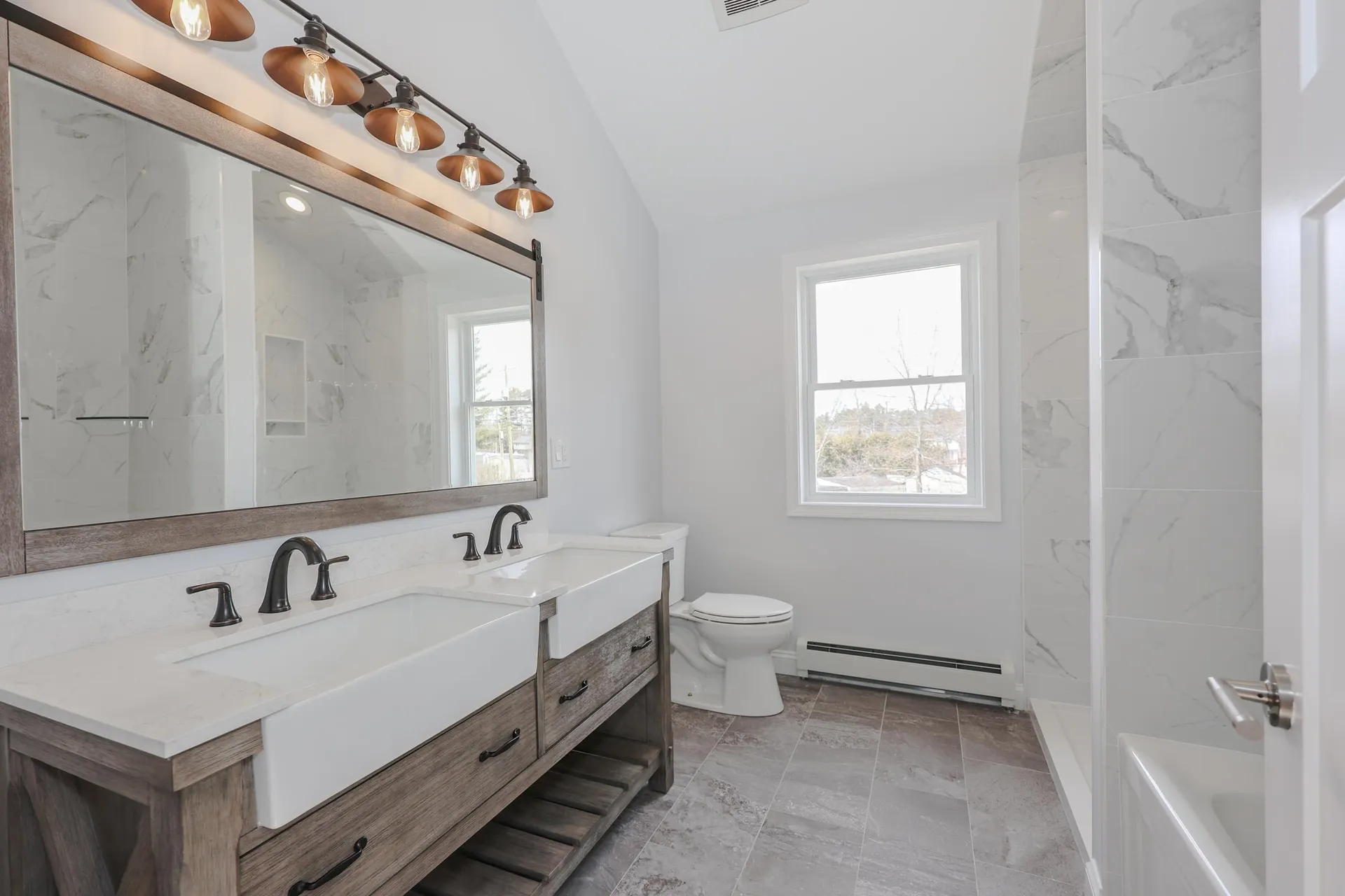 5 Gamache Road Derry NH 03038