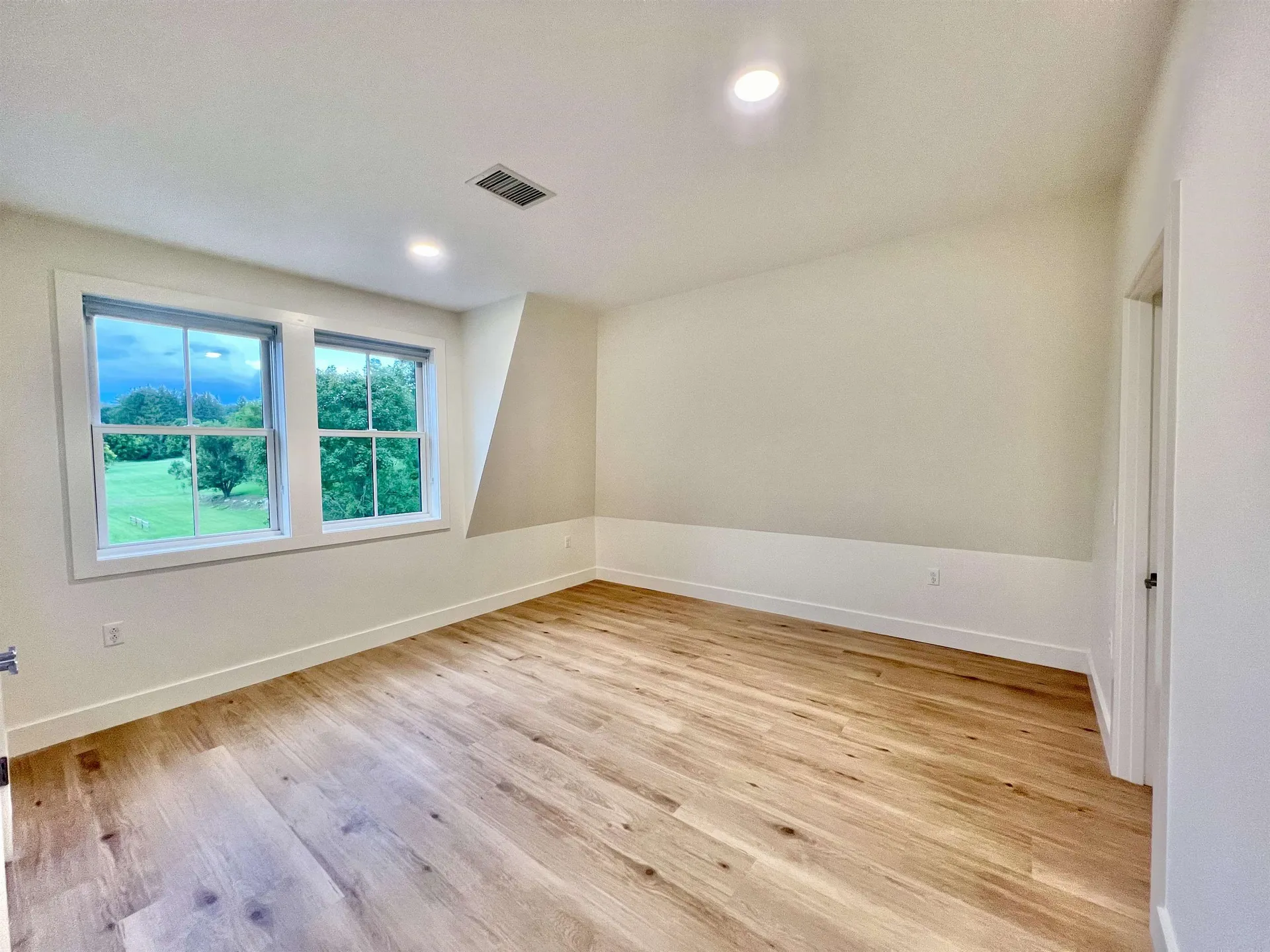 48 Della Street Manchester VT 05255