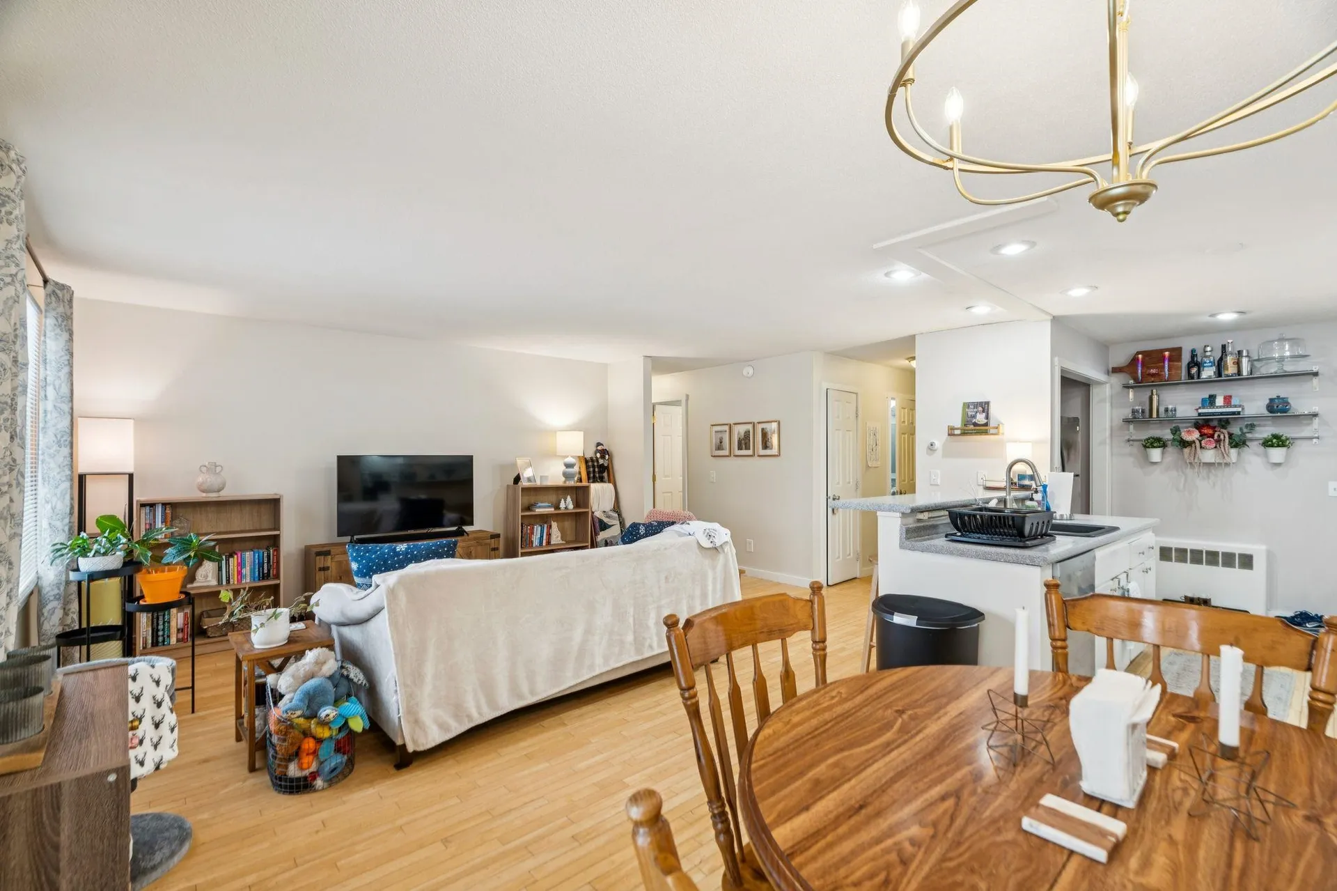 29 Floyd Avenue Lebanon NH 03784