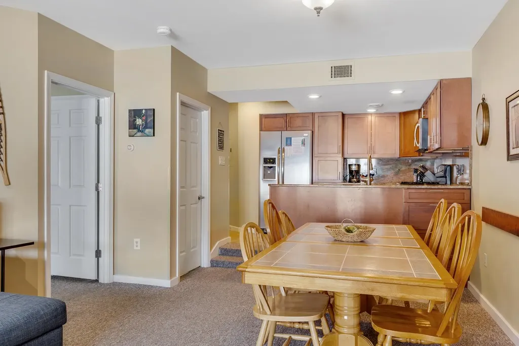 91 White Loop Ludlow VT 05149