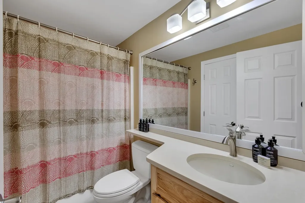 91 White Loop Ludlow VT 05149