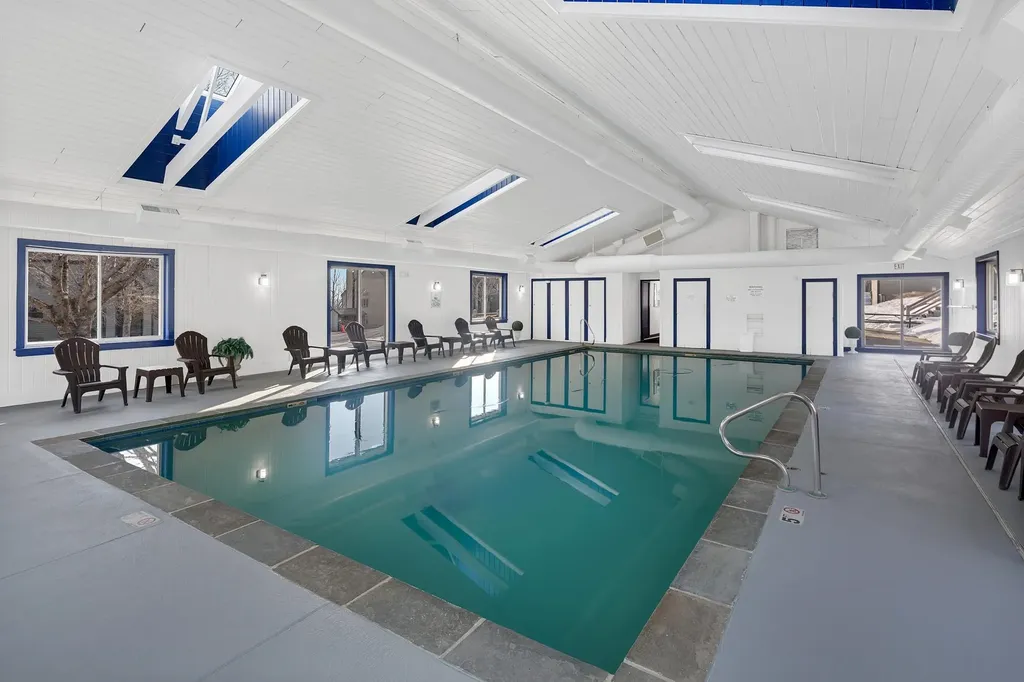 91 White Loop Ludlow VT 05149