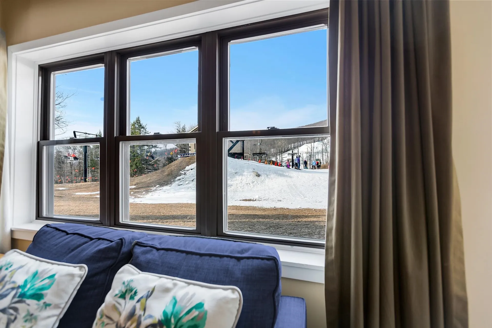 91 White Loop Ludlow VT 05149