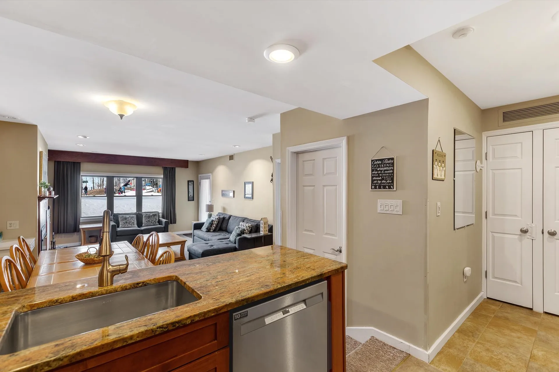 91 White Loop Ludlow VT 05149