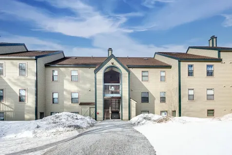 91 White Loop Ludlow VT 05149