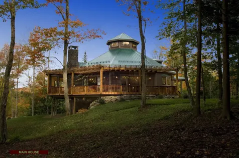 404 Patnoe Farm Drive Hyde Park VT 05655