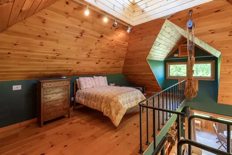 404 Patnoe Farm Drive Hyde Park VT 05655