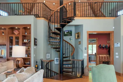 404 Patnoe Farm Drive Hyde Park VT 05655