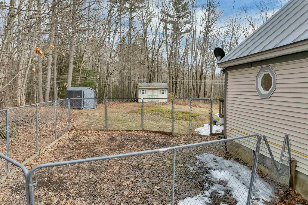 9 Whispering Winds Way Canaan NH 03741