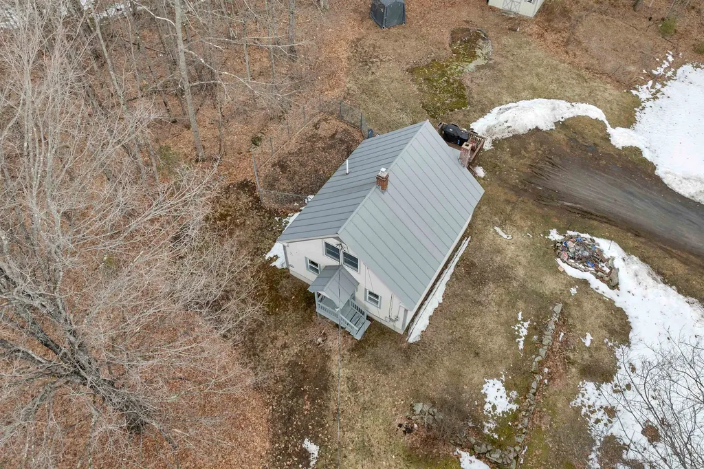 9 Whispering Winds Way Canaan NH 03741