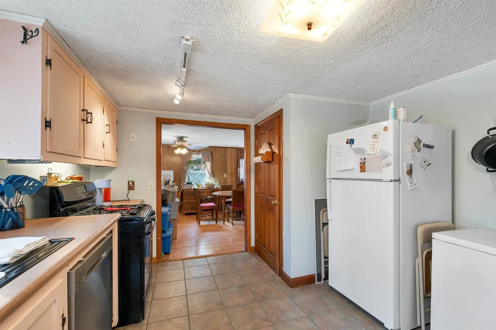 9 Whispering Winds Way Canaan NH 03741