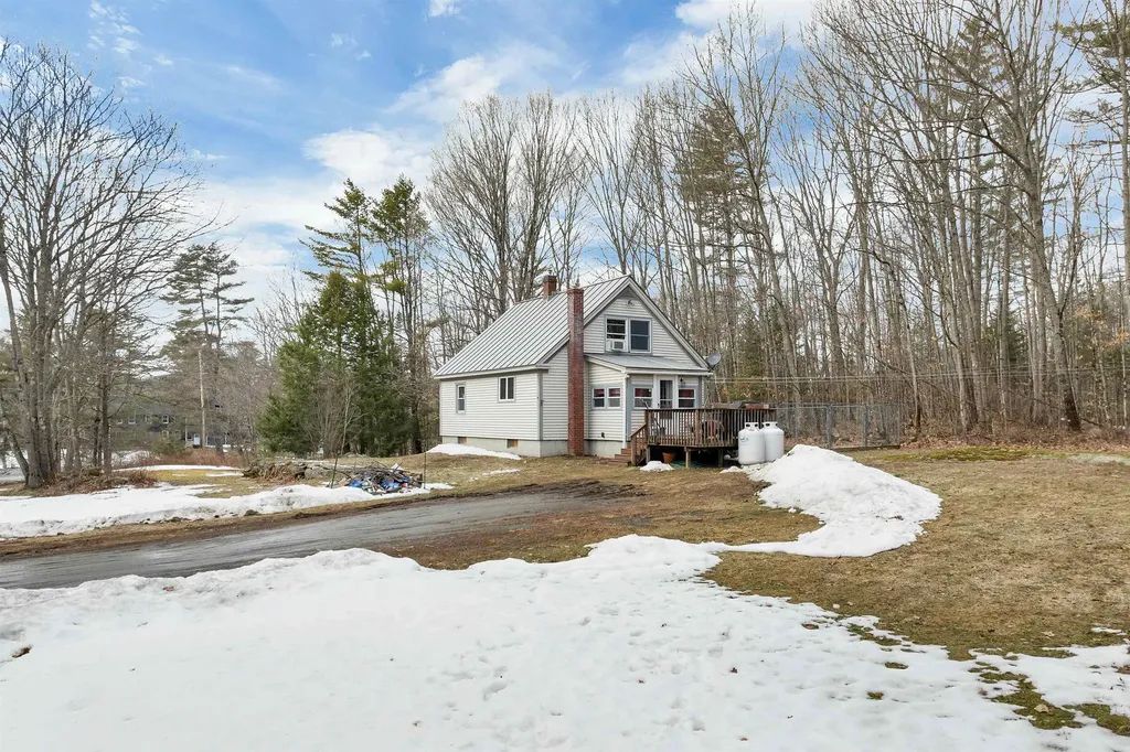 9 Whispering Winds Way Canaan NH 03741