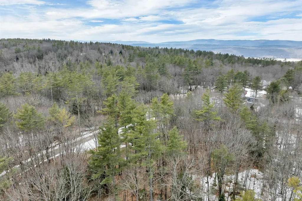 9 Whispering Winds Way Canaan NH 03741