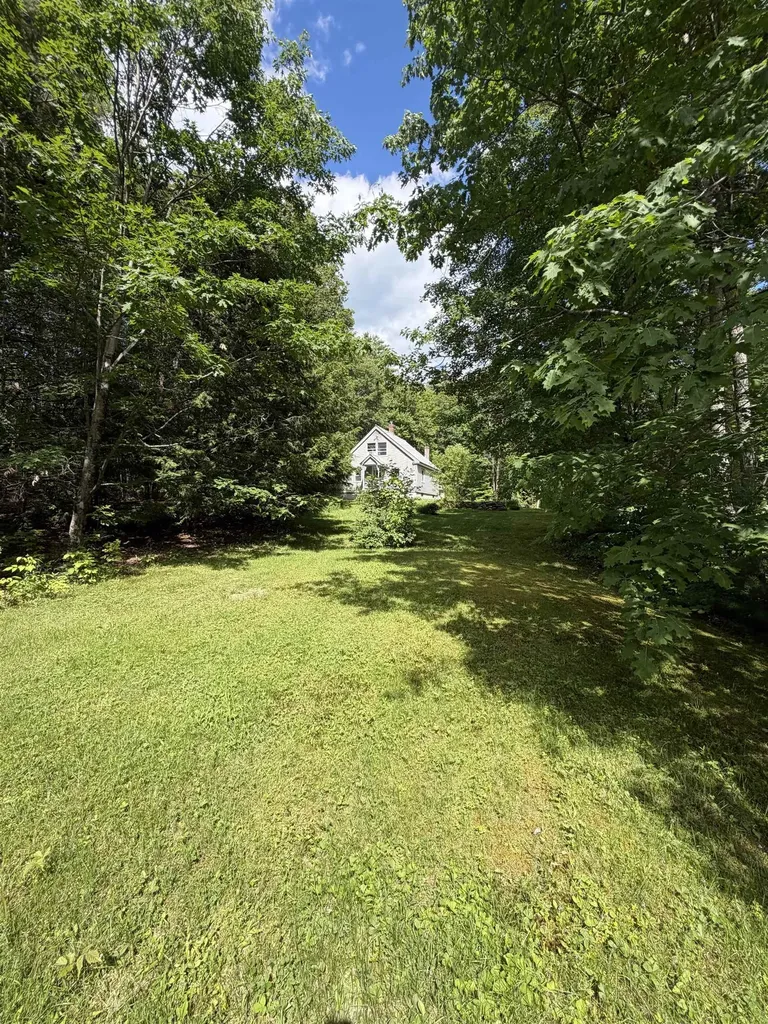 9 Whispering Winds Way Canaan NH 03741