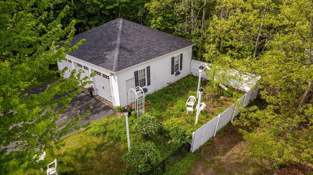 308 Main Street Fremont NH 03044