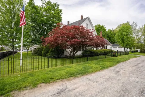 308 Main Street Fremont NH 03044